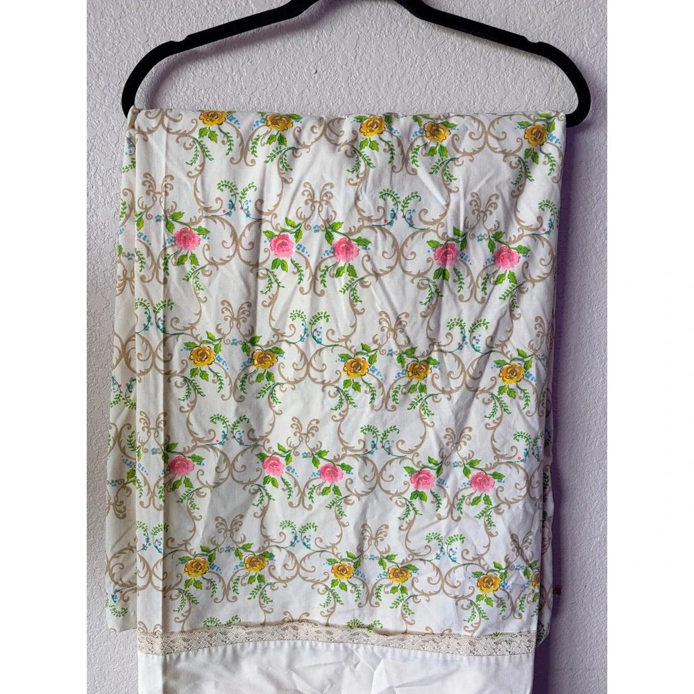 Vintage Floral Lace Trim Twin Sheet Set‎ Pink Yellow Roses Cottagecore 2pc